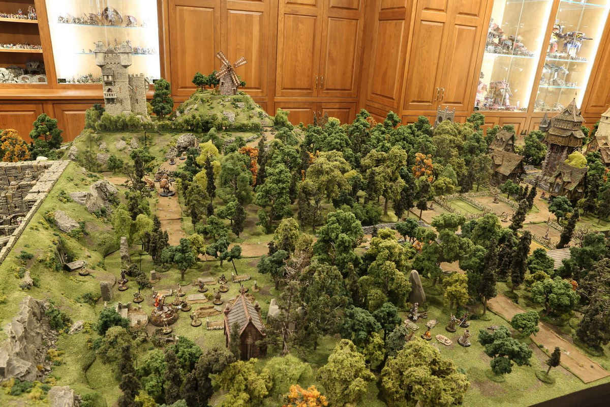 amazing-tabletop-terrain-fantasy-dungeonsanddragons-gaming-table-05